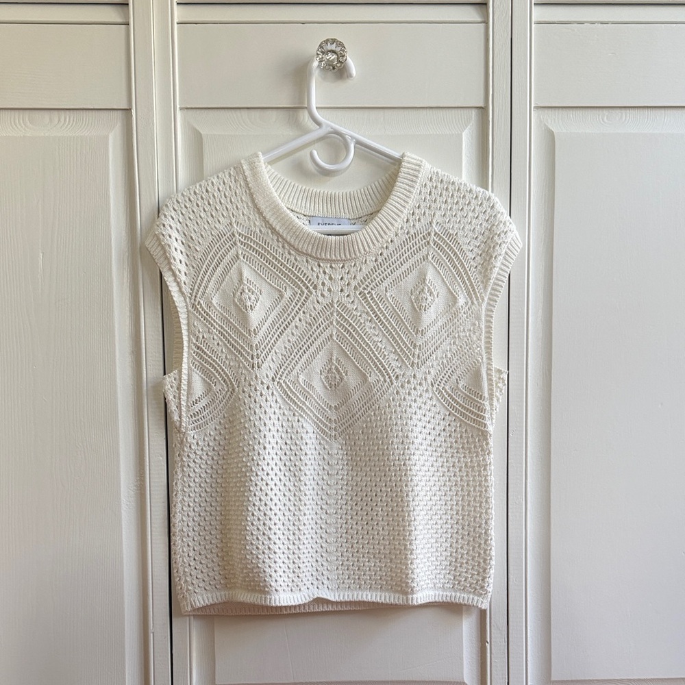 Evereve Cream Sleeveless Sweater - Picture 1 of 1
